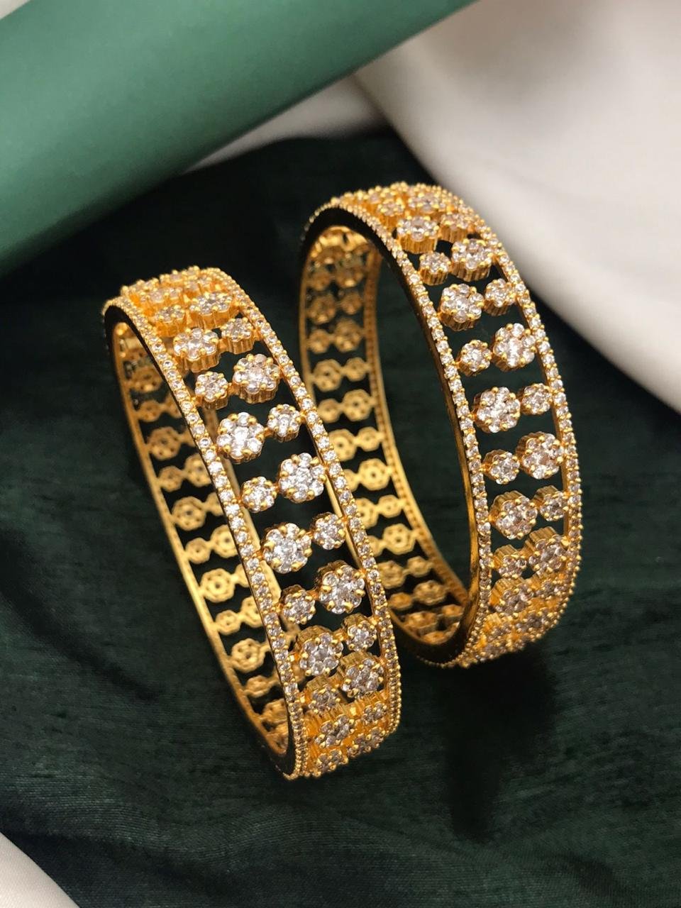 Fancy Stone Bangles D794576D