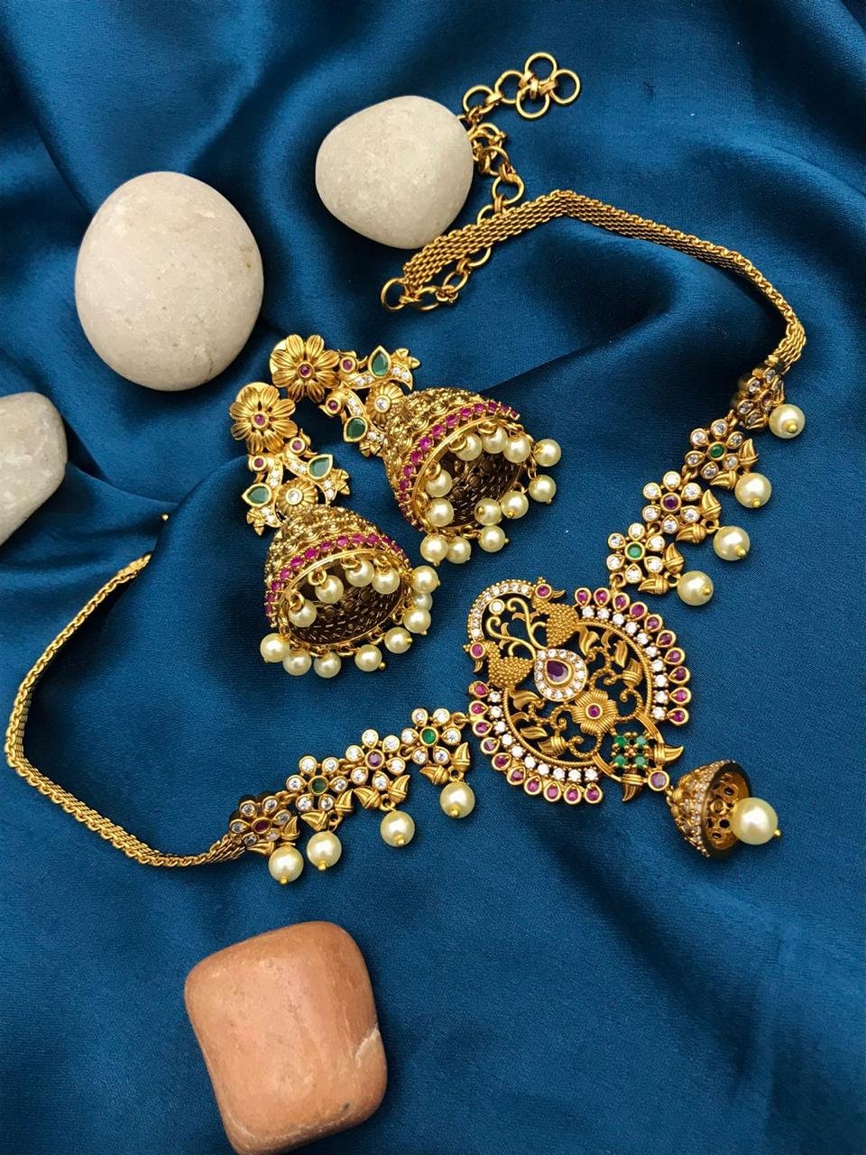 Fancy Stone Bangles D794576D