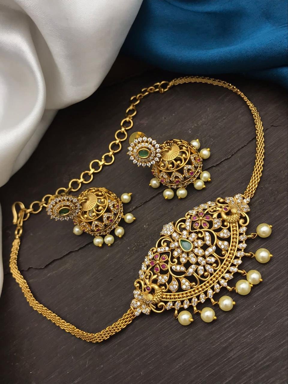 Fancy Stone Bangles D794576D