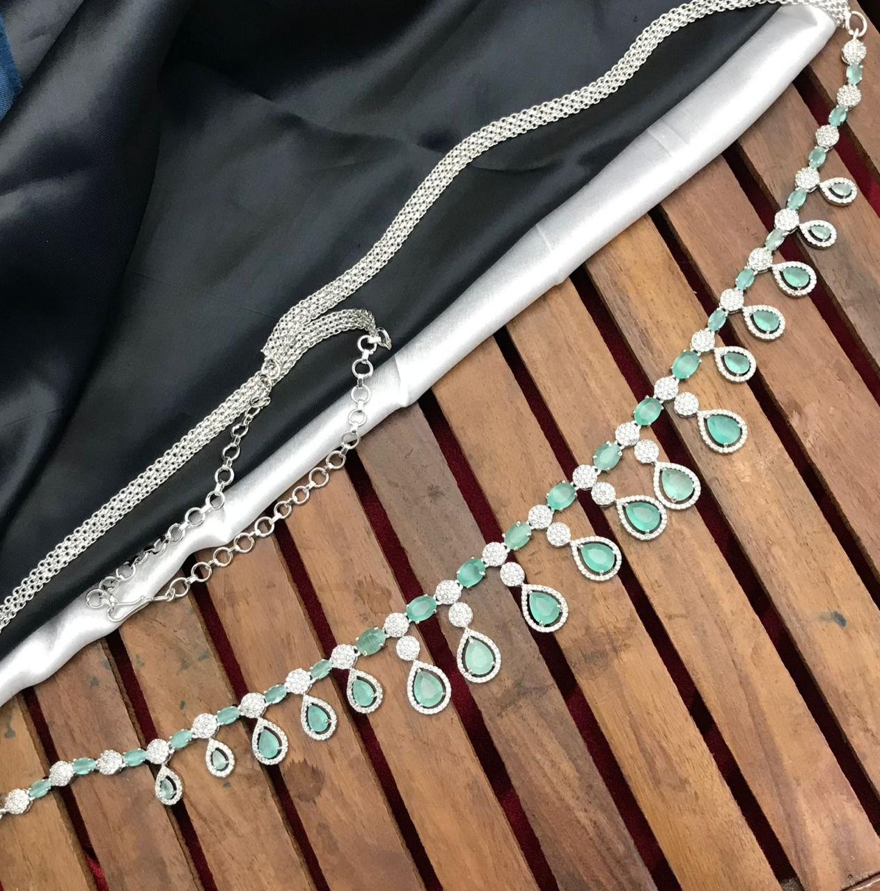 Fancy Stone Bangles D794576D