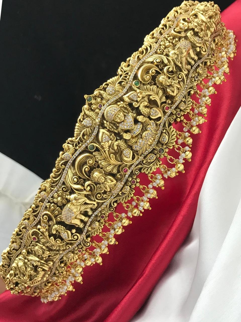 Fancy Stone Bangles D794576D